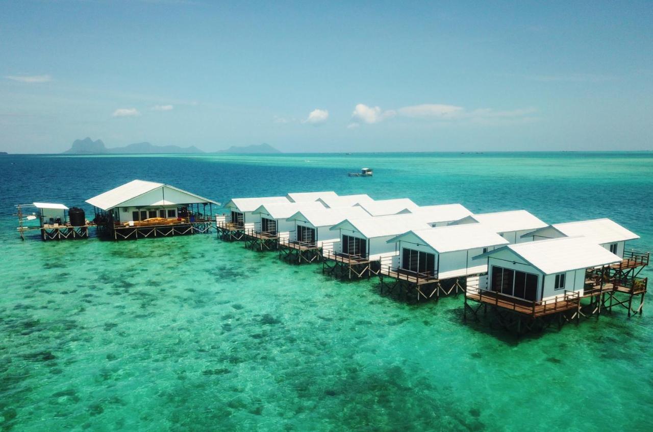 Shun Shun Water Bungalows Semporna Exterior photo